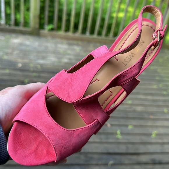 EUC Nine West platform heels - Picture 6 of 6